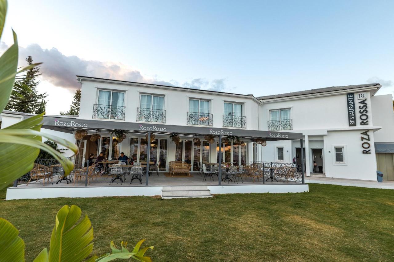 Hotel Residencia Deportiva Rozarossa Estepona Esterno foto